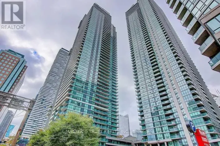 3211 - 18 HARBOUR STREET, Toronto