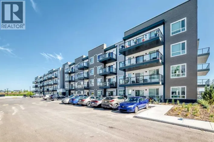 3211, 33 Carringham Gate NW, Calgary