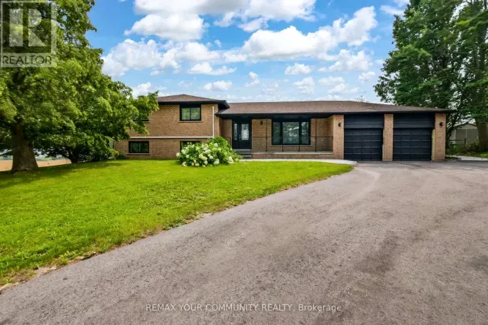 House for sale: 3211 LINE 8, Bradford West Gwillimbury