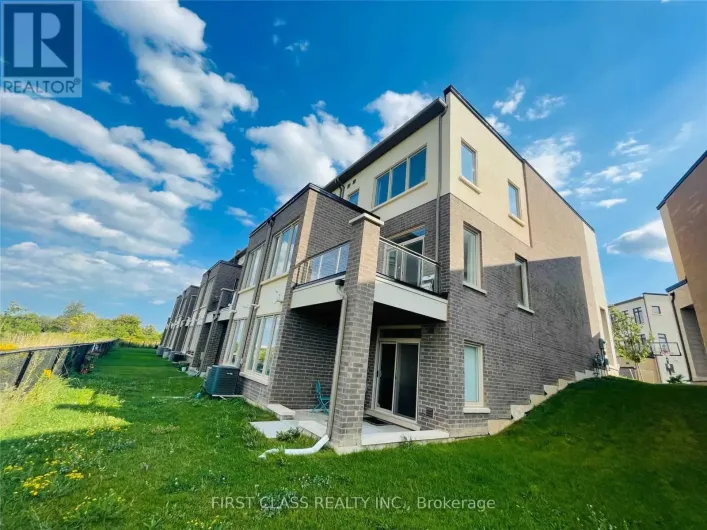 3211 MINTWOOD CIRCLE, Oakville