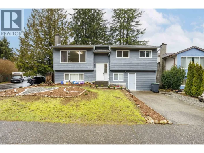 3213 SALT SPRING AVENUE, Coquitlam