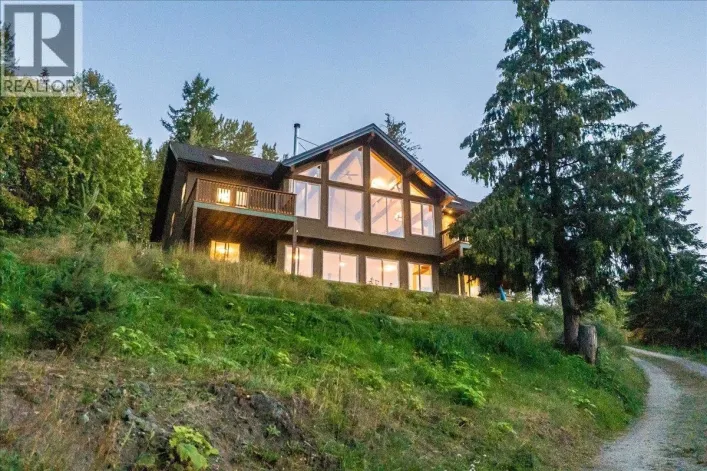 House for sale: 3213 VINDUSKY Road, Nelson