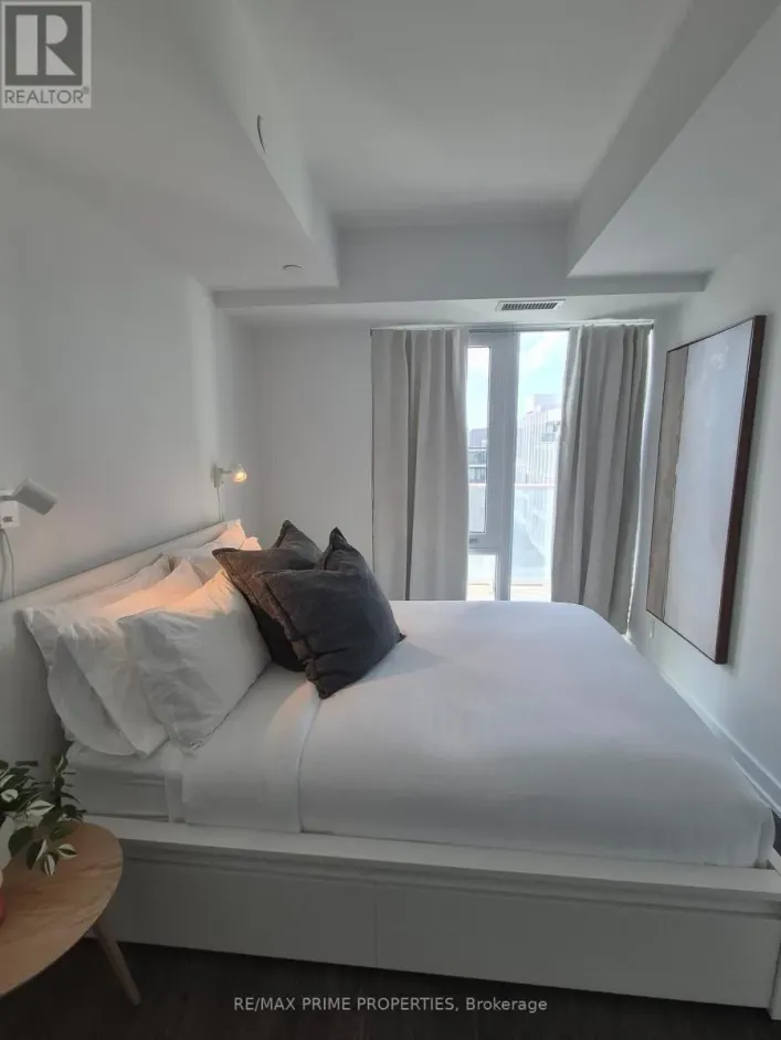 3215 - 88 QUEEN STREET E, Toronto