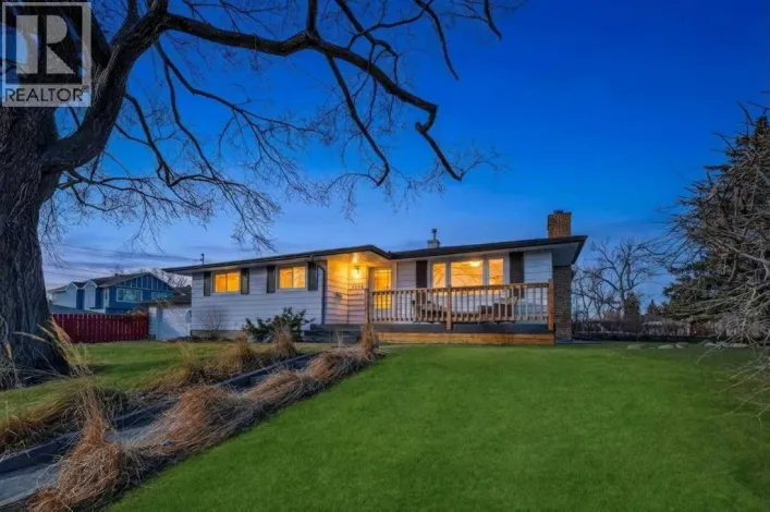 3215 9 Street NW, Calgary