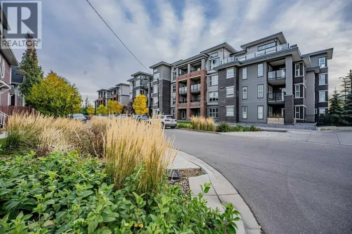 3218, 95 Burma Star Road SW, Calgary