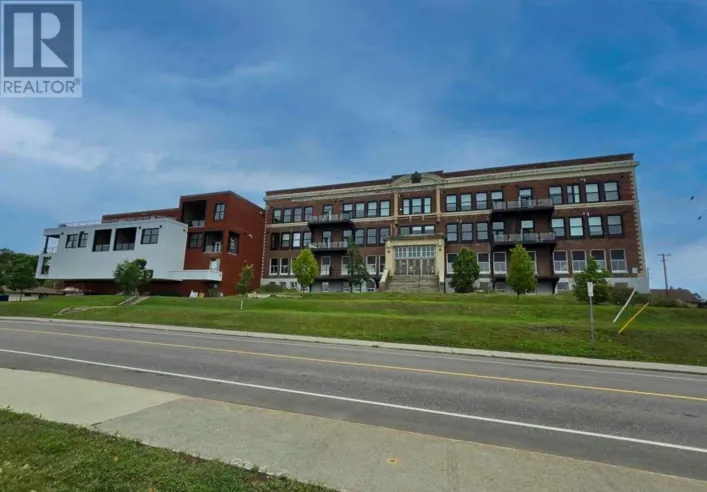 3218 96 High ST, Thunder Bay