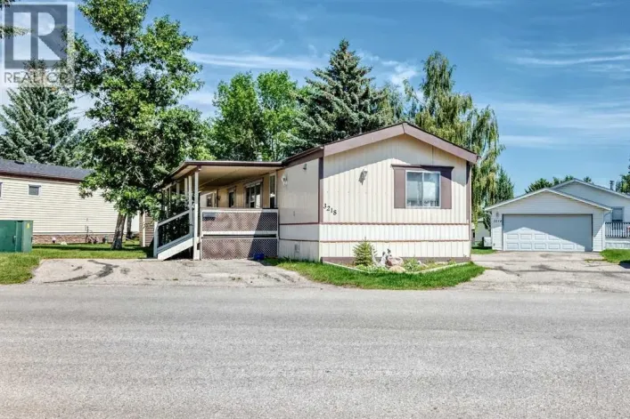 3218 Burroughs Manor NE, Calgary
