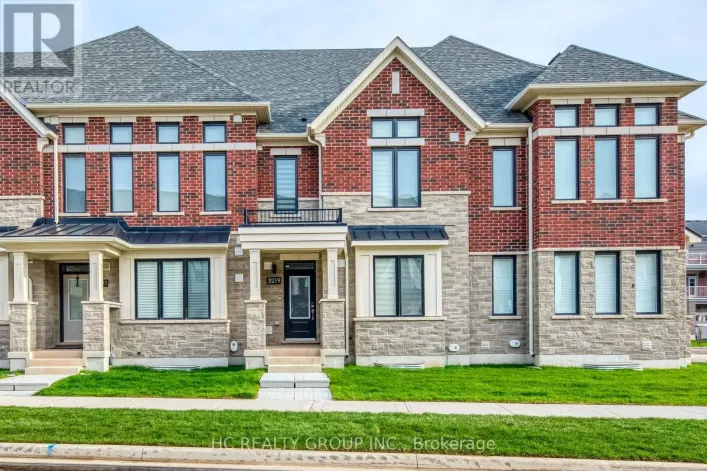 3219 CRYSTAL DRIVE, Oakville