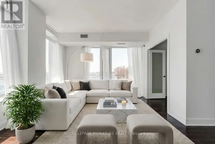 322 - 90 STADIUM ROAD, Toronto
