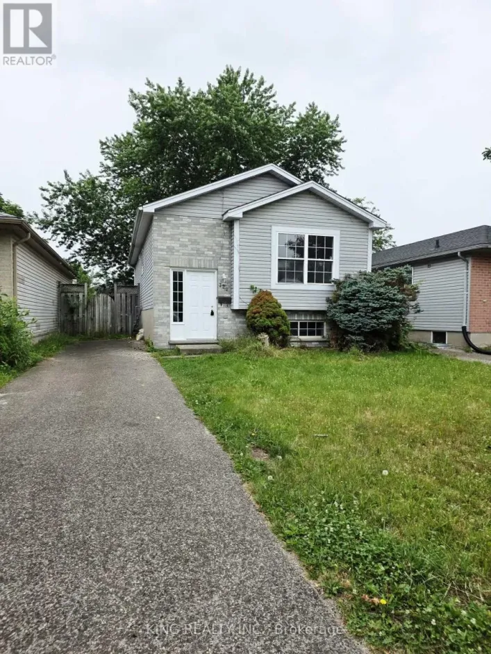 322 FLEMING DRIVE, London East