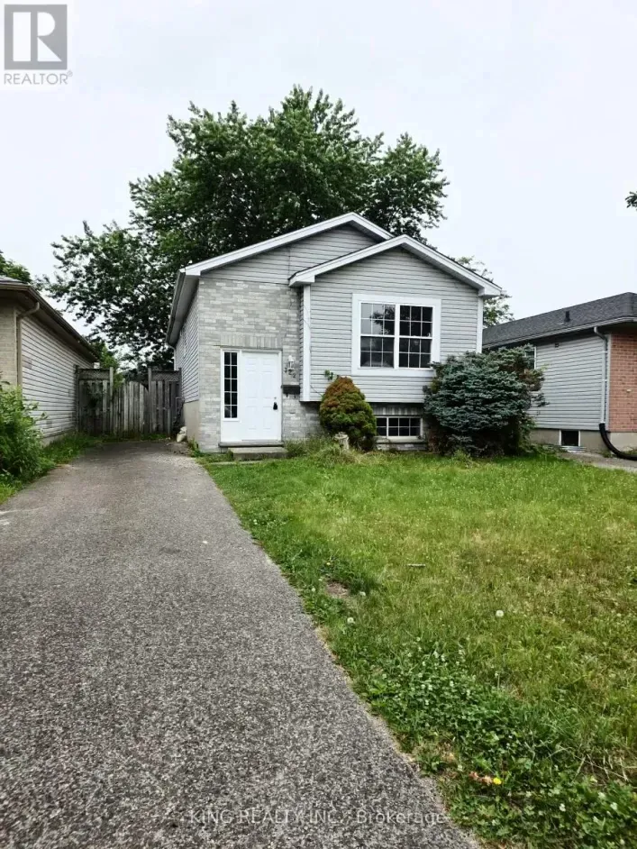 322 FLEMING DRIVE, London East