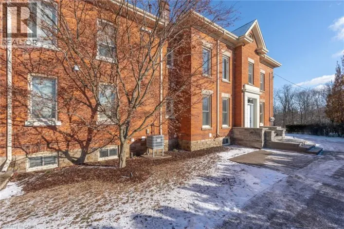 322 MOUNT ALBION Road Unit# B, Hamilton