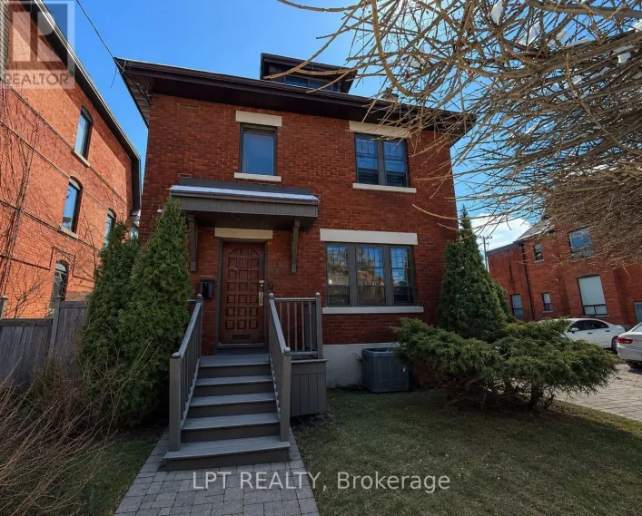 322 WAVERLEY STREET, Ottawa