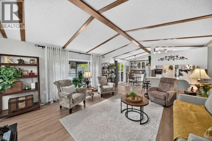 3221 Burroughs Manor NE, Calgary