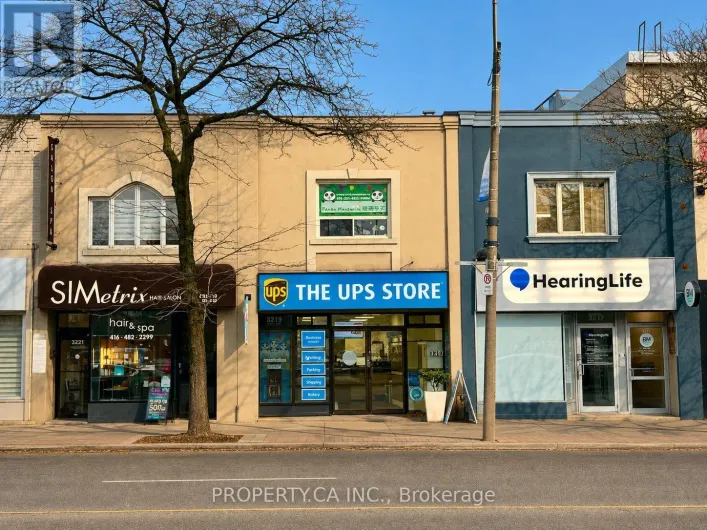 3221 YONGE STREET, Toronto