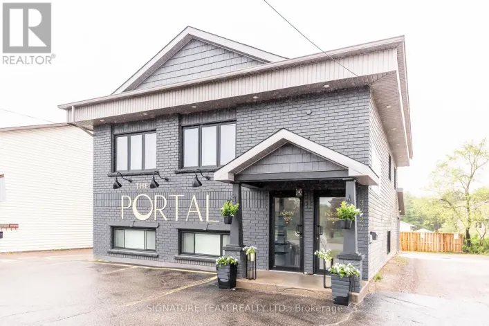 3227 PETAWAWA BOULEVARD, Petawawa
