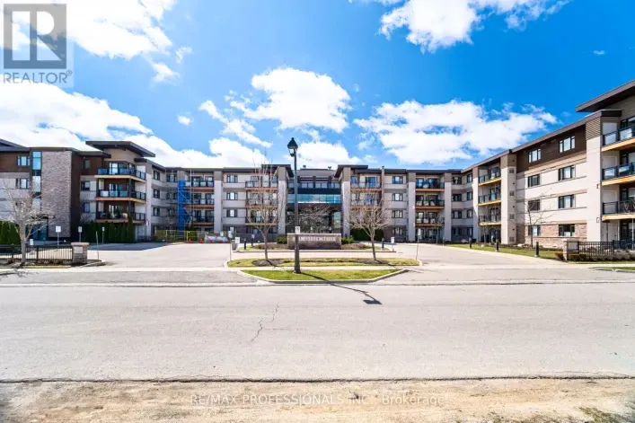 323 - 128 GARDEN DRIVE, Oakville