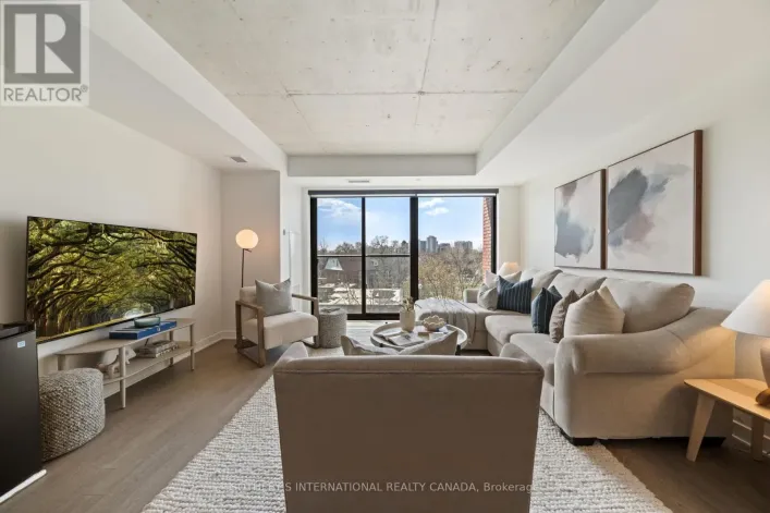 323 - 2720 DUNDAS STREET W, Toronto