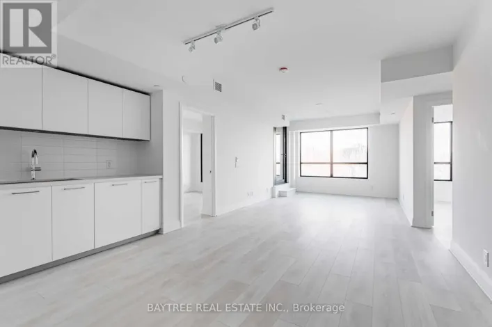 323 - 33 FREDERICK TODD WAY, Toronto