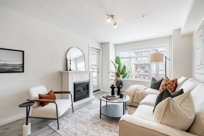 323 5650 201A STREET, Langley