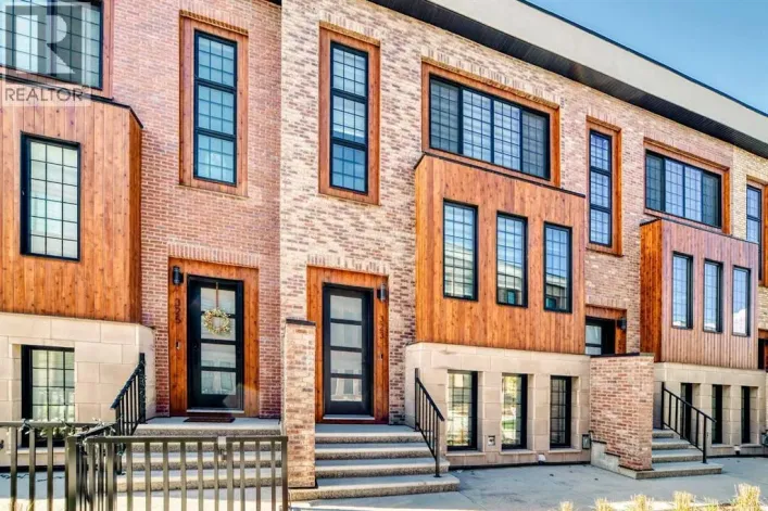 323, 81 Greenbriar Place NW, Calgary