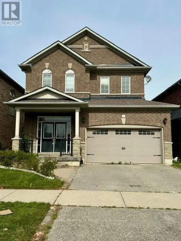 323 ALEXANDER CRESCENT, Milton