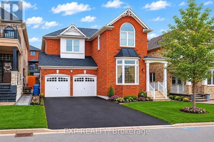 323 CHERYL MEWS BOULEVARD, Newmarket