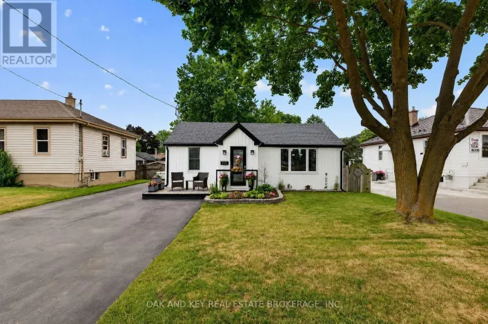323 CLARKE ROAD, London East