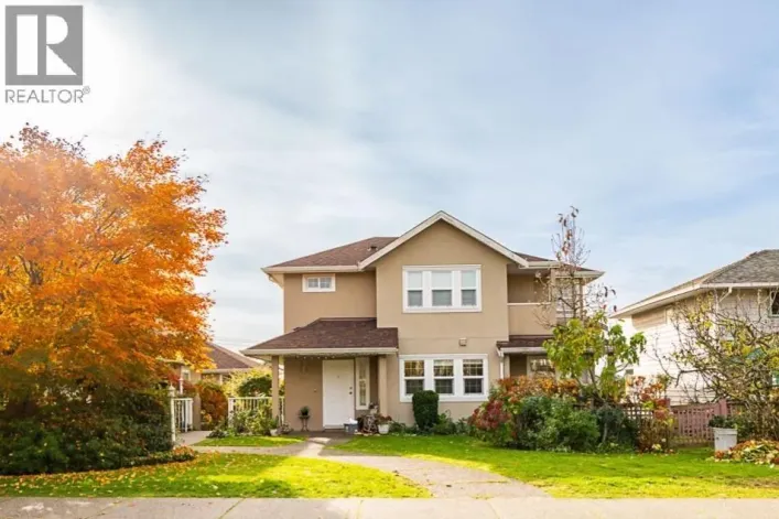 323 E KEITH ROAD, North Vancouver