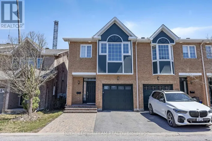 323 FREEDOM PRIVATE, Ottawa
