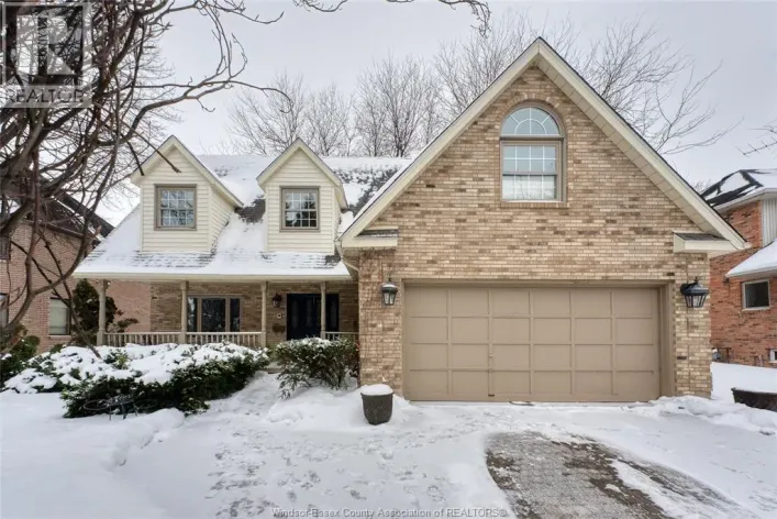 323 MAJESTIC DRIVE, Lakeshore