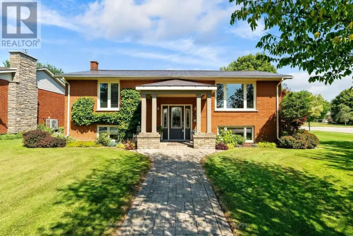 323 WARREN STREET, Goderich)