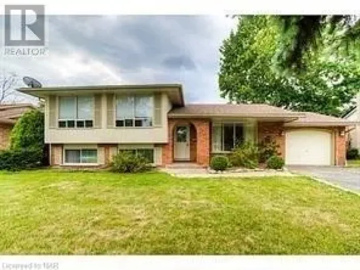 3237 CORRY CRESCENT S, Niagara Falls