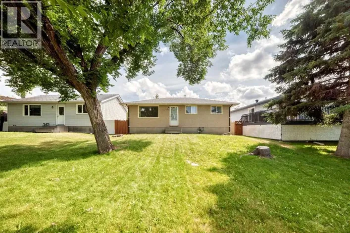 3238 32A Street SE, Calgary