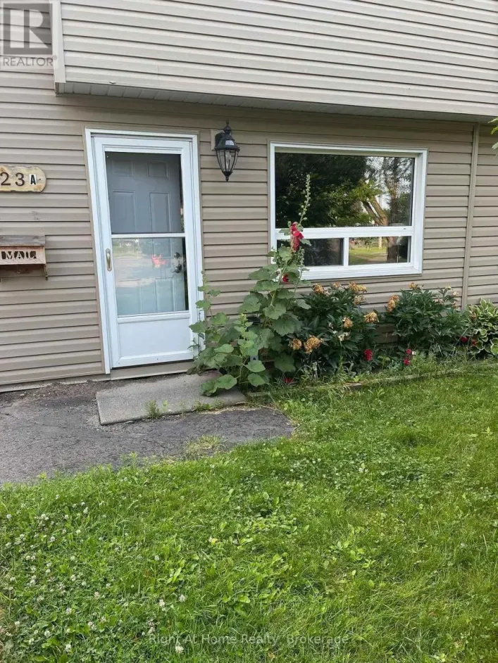 323A WENTWORTH CRESCENT, Thunder Bay
