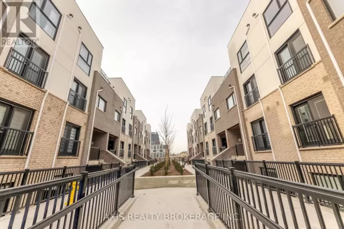 324 - 349 WHEAT BOOM DRIVE, Oakville