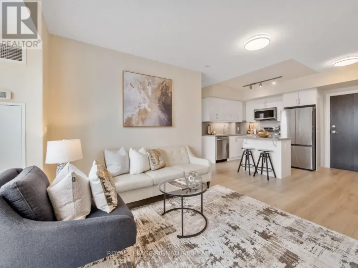 324 - 701 SHEPPARD AVENUE W, Toronto