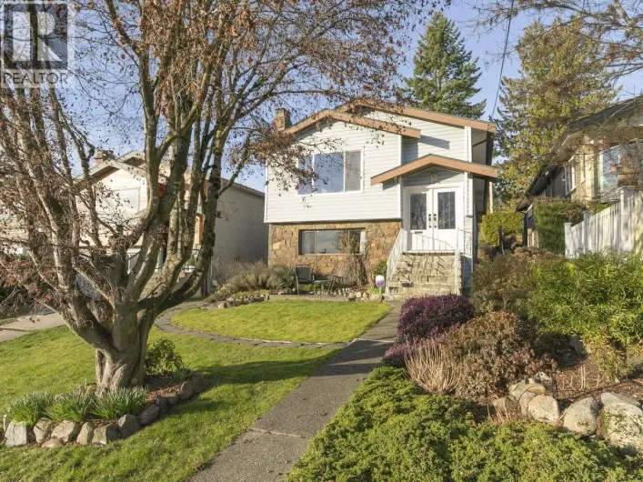 324 W 28TH STREET, North Vancouver