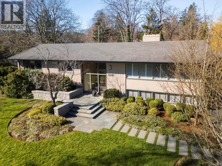 3240 Beach Dr, Oak Bay