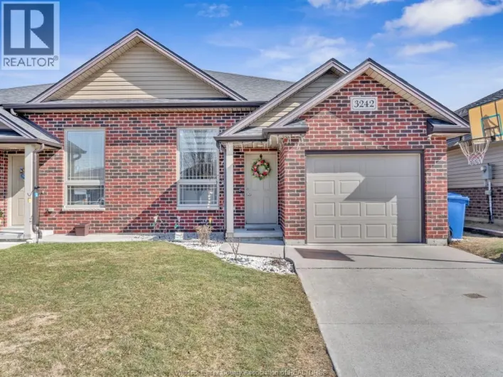 3242 SEVILLE, Windsor