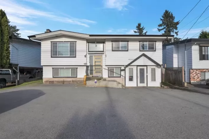 3244 CLEARBROOK ROAD, Abbotsford