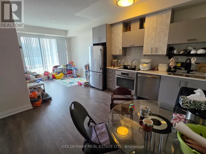325 - 18 UPTOWN DRIVE, Markham