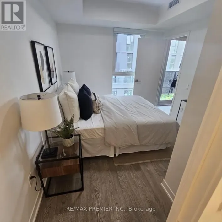 325 - 500 WILSON AVENUE, Toronto