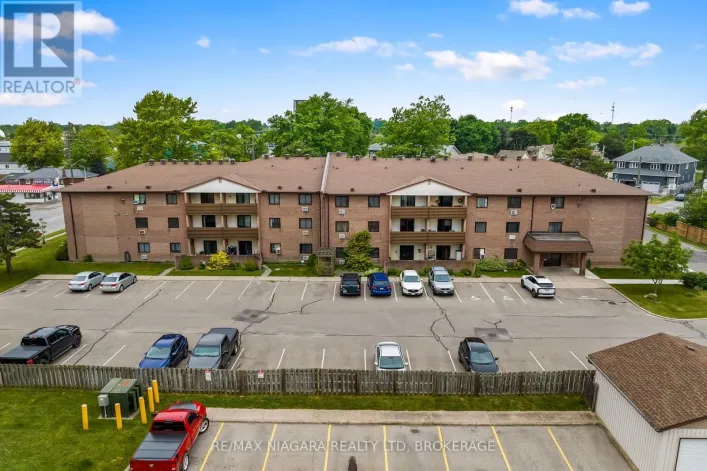 325 - 72 MAIN STREET, Port Colborne