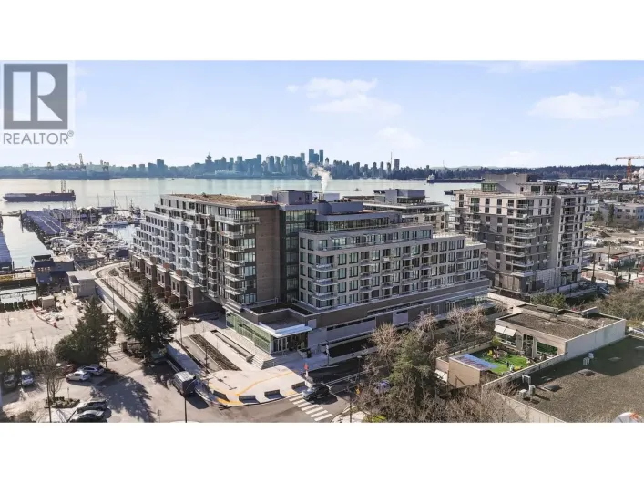 325 755 HARBOURSIDE DRIVE, North Vancouver