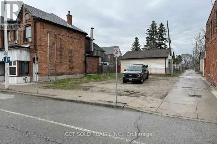 325 BARTON STREET E, Hamilton