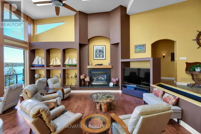 325 BERRY SIDE ROAD, Ottawa