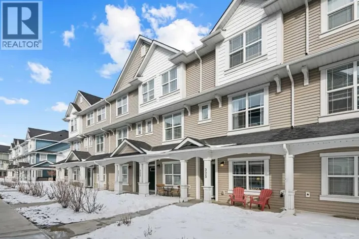 325 Copperstone Manor SE, Calgary