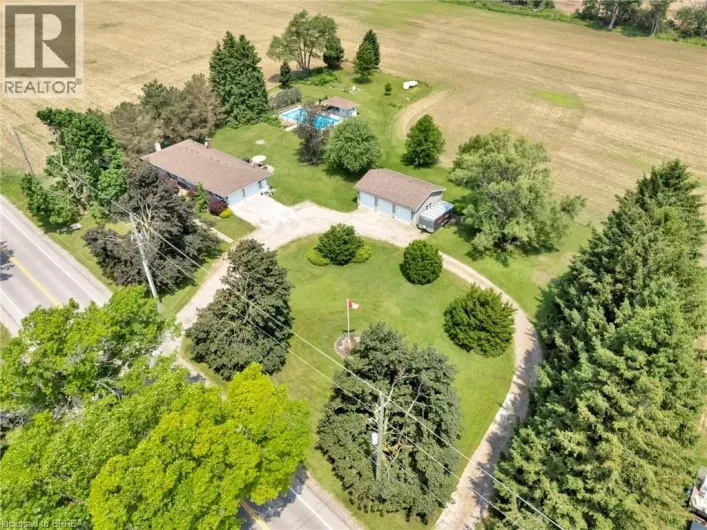 House for sale: 325 ELLIS Avenue, Mount Pleasant
