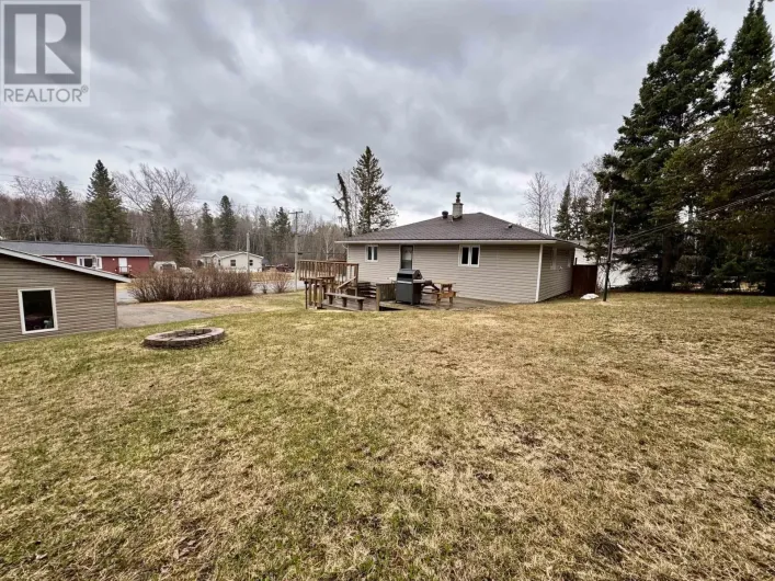 325 Howey ST, Red Lake